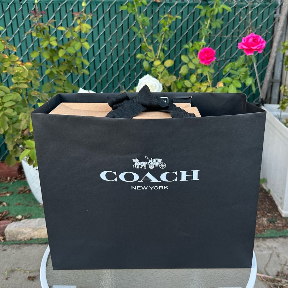 COACH Large black shopping bag - Picture 3 of 4